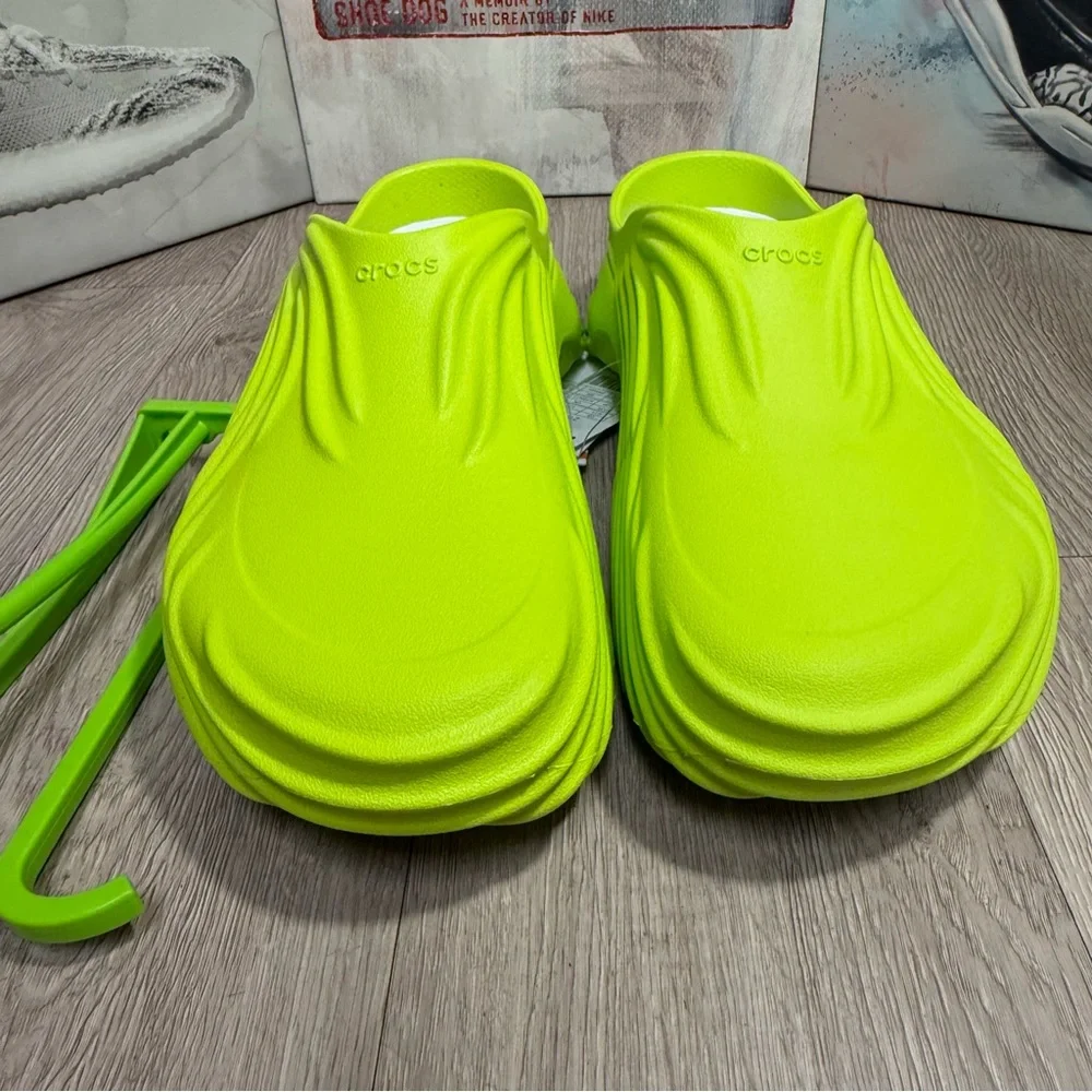 Crocs Echo Wave Lime Punch Volt Men Size 8, 9, 10, 11, 12 New Sandals Slipper - Picture 3 of 11